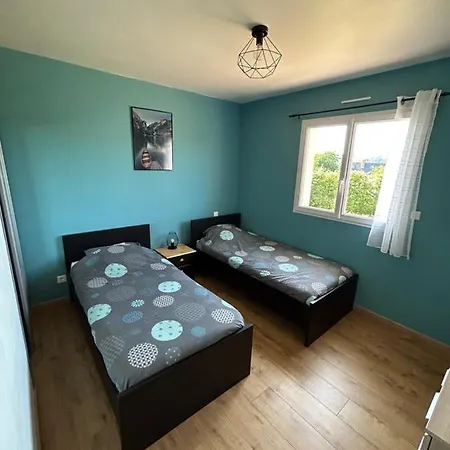 Holiday home Maison Chaleureuse Avec Jardin Au Calme *